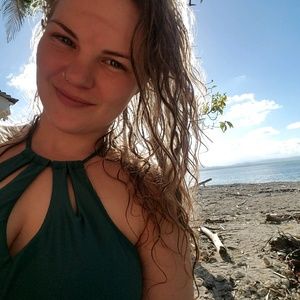 Meet your Posher, Renee